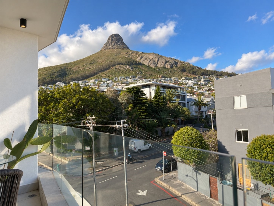 1 Bedroom Property for Sale in Sea Point Western Cape